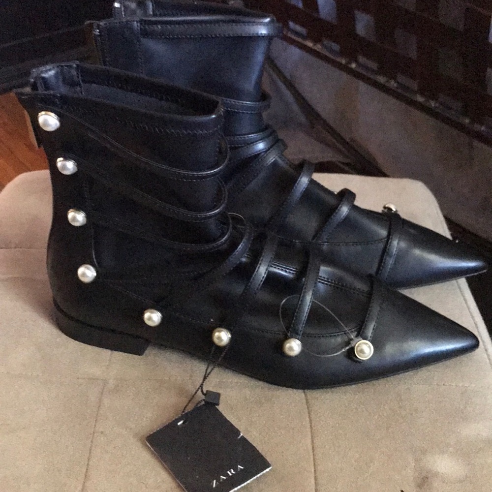 Ankle boot flat